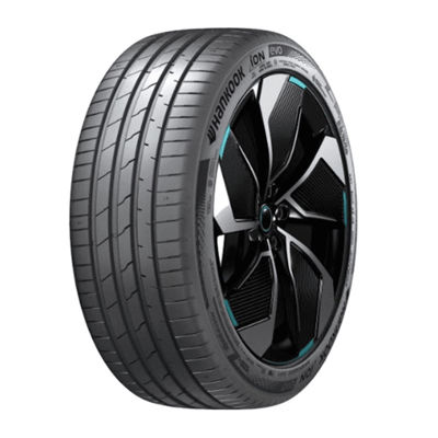 Imagen de Cubierta 235/45/18 Neumatico Hankook Ion Evo IK01 Tesla